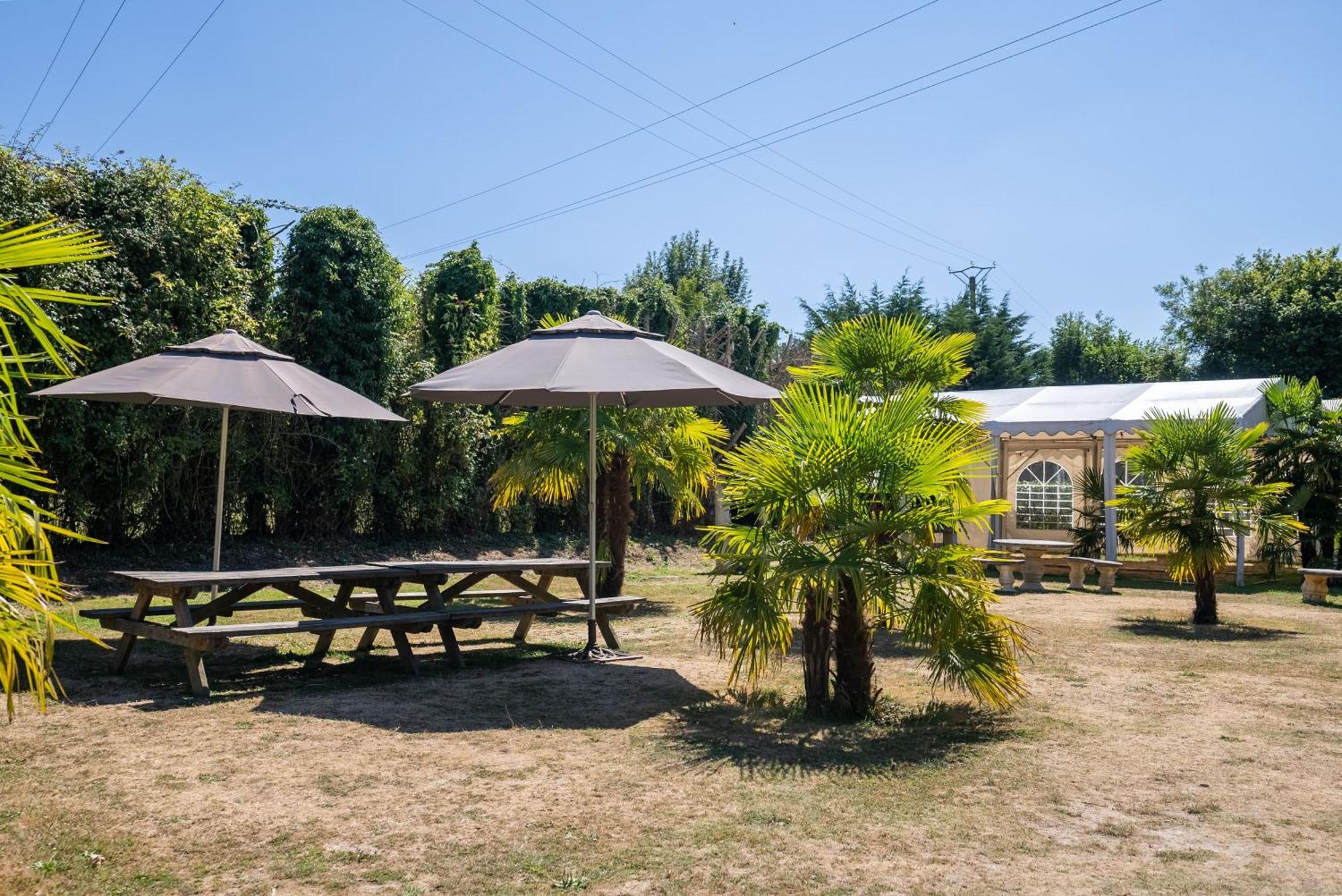 Gites - Domaine De Geffosse Pont-Évêque Εξωτερικό φωτογραφία